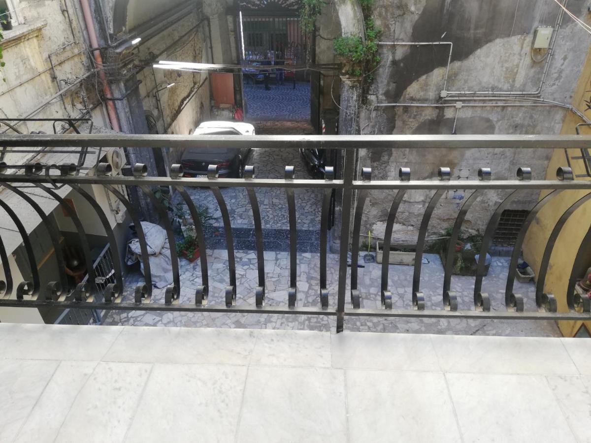A Napoli Nápoles Exterior foto